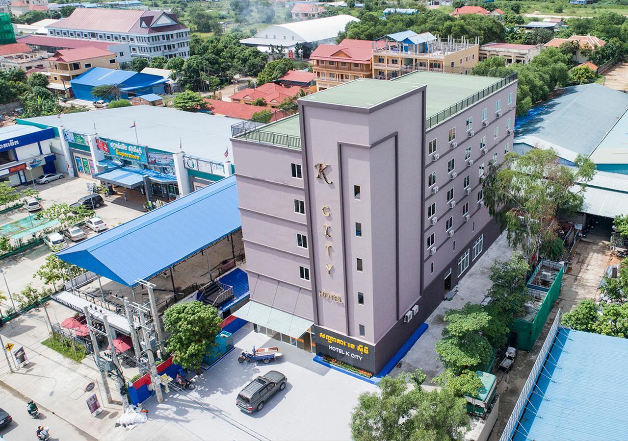 K City Hotel Phnom Penh Bagian luar foto