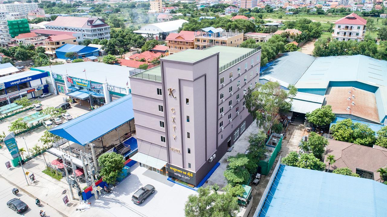 K City Hotel Phnom Penh Bagian luar foto